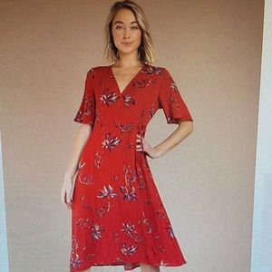 Irresistible red wrap dress (Lulu’s)